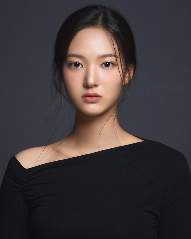 이태율. 사람엔터테인먼트