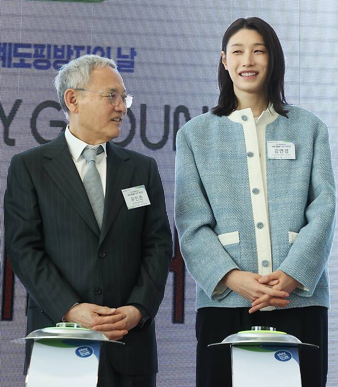 페어플레이 그라운드 착공식 참석한 유인촌-김연경<저작권자(c) 연합뉴스, 무단 전재-재배포, AI 학습 및 활용 금지>