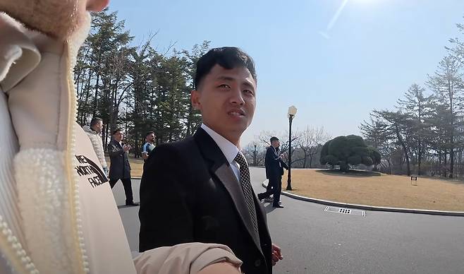 평양 국제 마라톤 대회를 계기로 북한에 방문한 영국인 유튜버. /해리 재거드 유튜브 채널 캡처