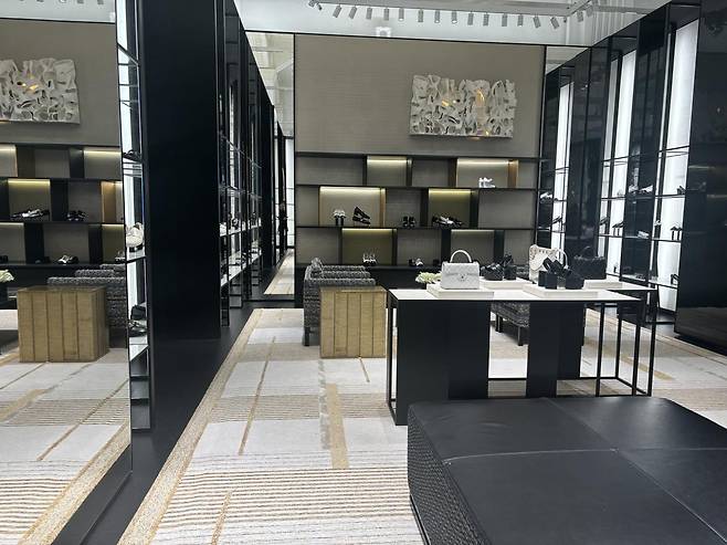 신세계 더 헤리티지 샤넬 매장. 황소영 기자 fangso@donga.com