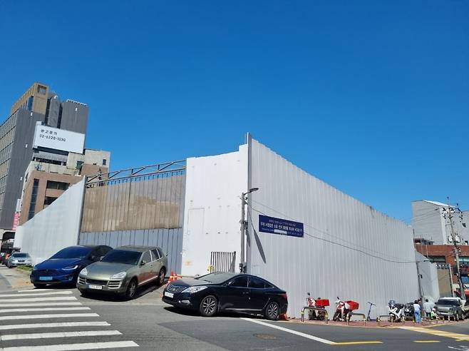 세관사거리 인근 '포도 바이 펜디 까사' 현장 모습. 사진=민보름 기자