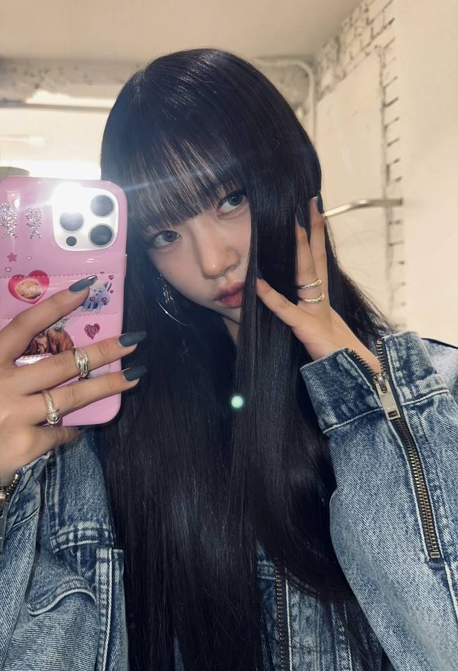 MEOVV(미야오) 수인 인스타그램 사진