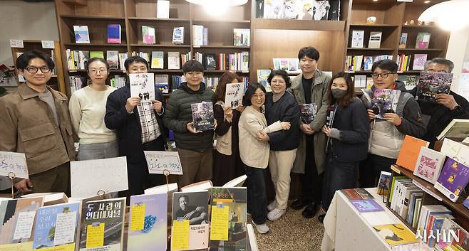 3월7일 전남 여수 ‘거기책방다섯’에서 <시사IN> 찾아가는 독자위원회가 열렸다. ⓒ시사IN 이명익