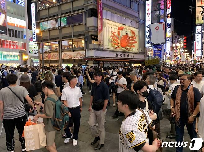 일본 오사카 도톤보리강 일대가 관광객과 야구팬들로 북적이고 있다.(자료사진) 2023.9.14/뉴스1 ⓒ News1 박정호 기자