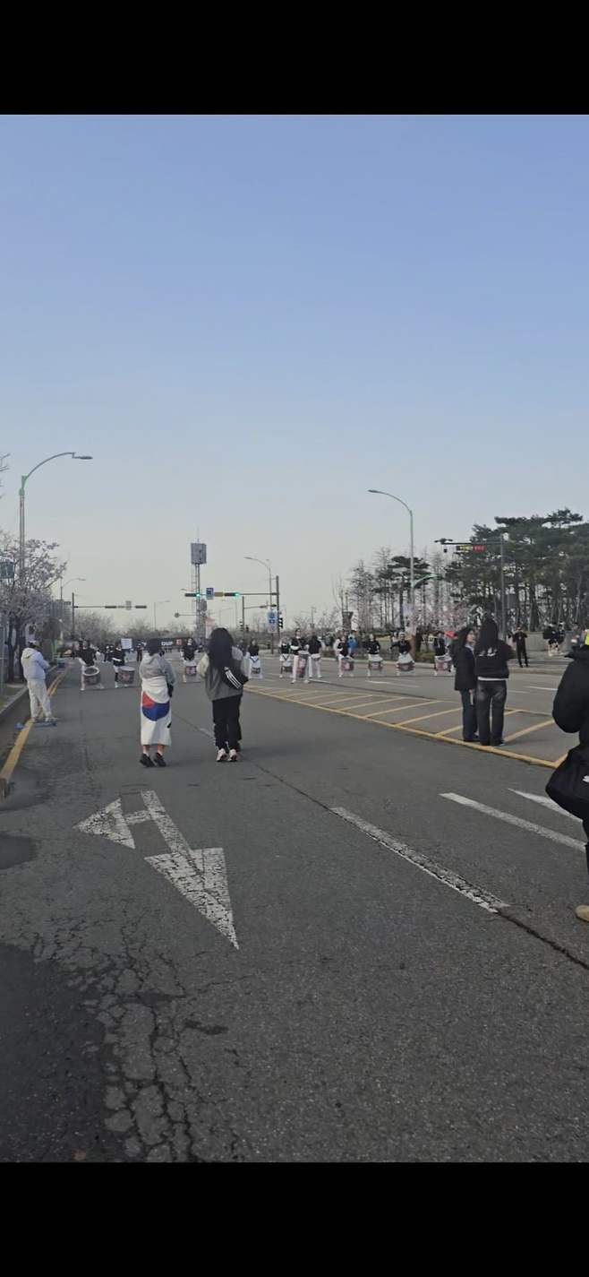 1ebec223e0dc2bae61abe9e74683716d90d524a0bf0198f7ff52d4b4beef4d8570ca8c969ff077d1407895e701649ca460ce22