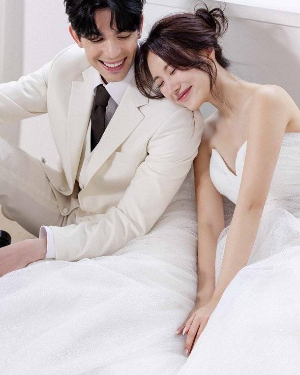 6XcjOFQAVieuIySuEAgyia_20250414_200244_109.jpg 비정상회담 프랑스 대표 로빈 결혼