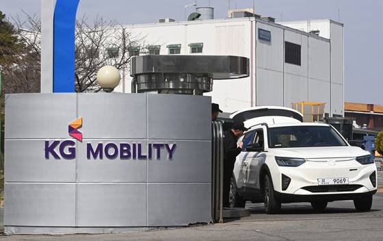 경기도 평택시 KG모빌리티 정문 전경. 뉴시스
