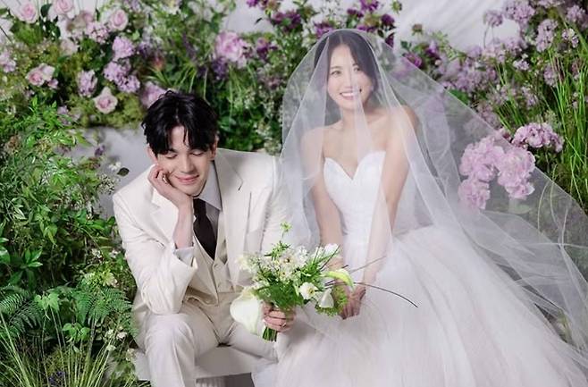 로빈 소셜미디어
