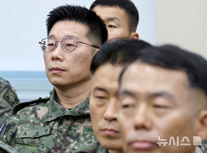 [서울=뉴시스] 조성우 기자 = 조성현 수도방위사령부 제1경비단장이 지난 2월 21일 오전 서울 여의도 국회에서 열린 윤석열 정부의 비상계엄 선포를 통한 내란 혐의 진상규명 국정조사 특별위원회 4차 청문회에 출석해 자리하고 있다.  2025.04.14. xconfind@newsis.com