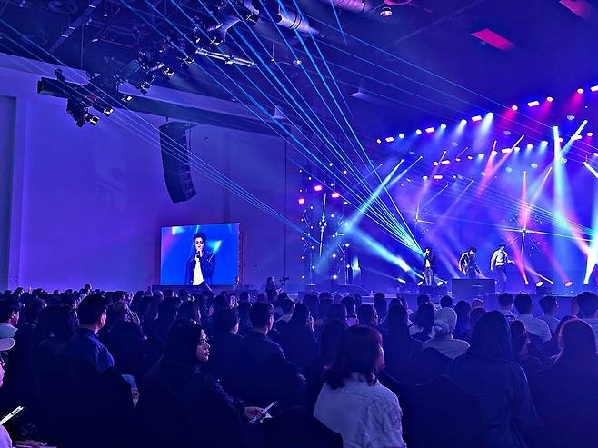 C9엔터테인먼트 제공