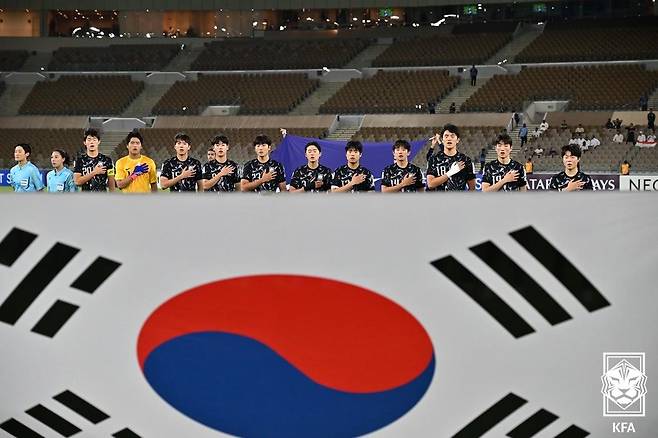 우리나라를 대표하는 '막내 대표팀'이다. 팬들의 사랑과 응원이 필요하다. (대한축구협회 제공)