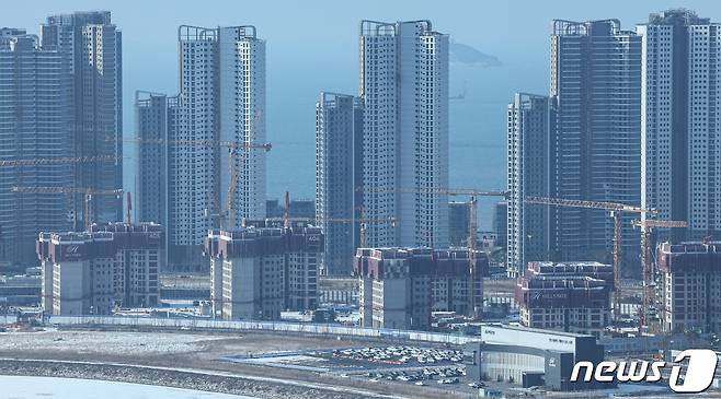 인천 연수구 송도신도시 신축아파트 공사현장의 모습. 뉴스1 ⓒ News1 김도우 기자