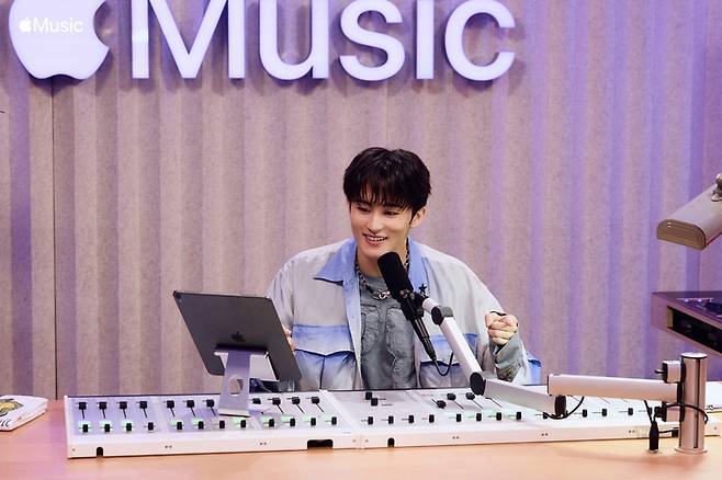 NCT 마크. 사진 | 애플