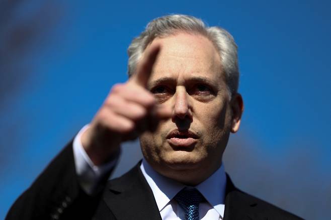 3월 7일(현지시각) 데이비드 삭스가 백악관에서 언론 브리핑을 하고 있다. /로이터연합뉴스