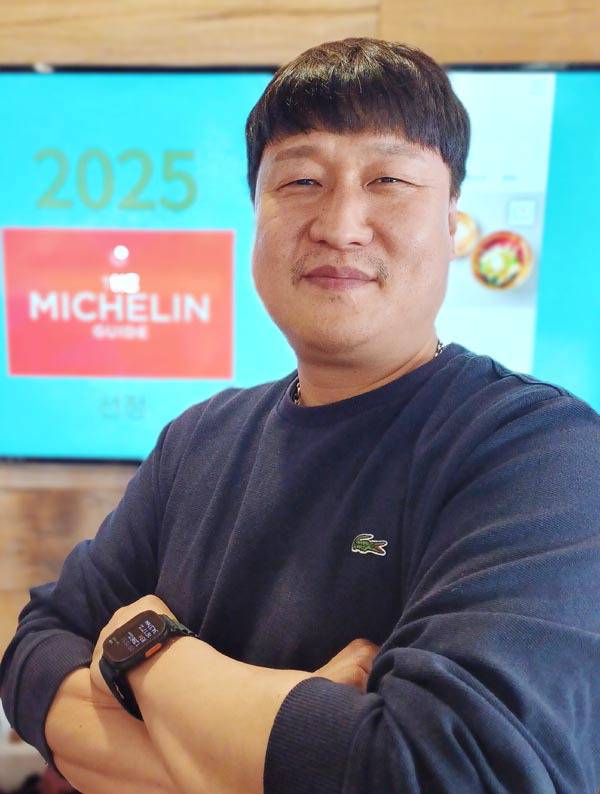 미쉐린 식당으로 선정된 ‘정짓간’ 부재일 대표.  백창훈 기자