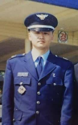 공군 장교 복무시절 사진을 SNS에 올린 한동훈 전 국민의힘 대표. [사진=한동훈 전대표 SNS]