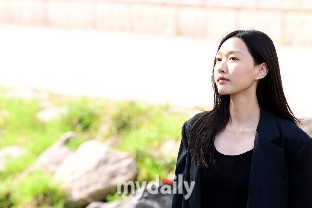 황정원은 비록 모델로서 인기를 끌고 있지만 꿈은 배우로서 성공하는 것이다. /곽경훈 기자