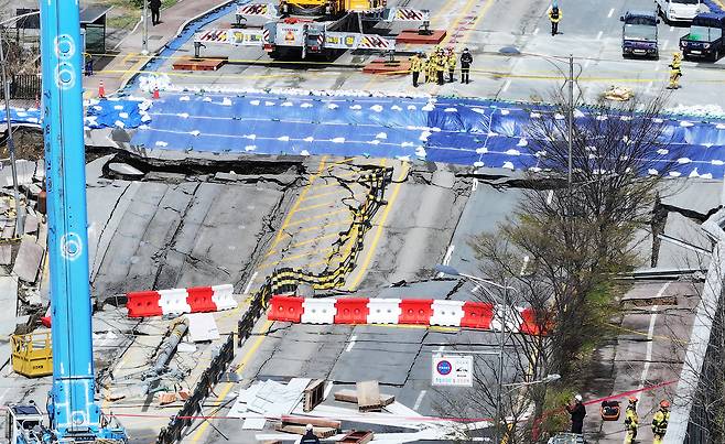 붕괴 사고가 발생한 경기도 광명시 신안산선 지하터널 공사 현장. [연합]
