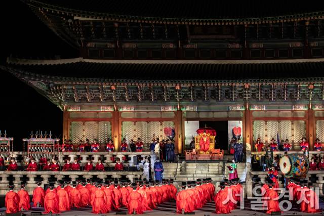 지난해 봄 궁중문화축전의 개막제 모습(경복궁 근정전). 사진 제공=국가유산청