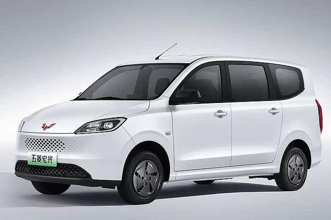 우링 홍광 EREV MPV