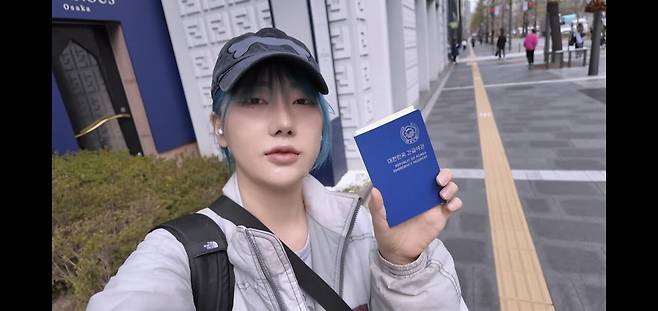 Screenshot_20250416_141209_YouTube.jpg 일본에서 지갑,여권,200만원 소매치기 당한 유튜버