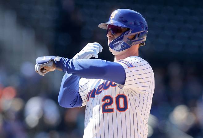 <yonhap photo-1723="">뉴욕 메츠 거포 피트 알론소가 2025시즌 초반 향상된 콘택트 능력까지 보여주고 있다. AFP (Photo by Jim McIsaac / GETTY IMAGES NORTH AMERICA / Getty Images via AFP)/2025-04-10 05:40:20/ <저작권자 ⓒ 1980-2025 ㈜연합뉴스. 무단 전재 재배포 금지, AI 학습 및 활용 금지></yonhap>