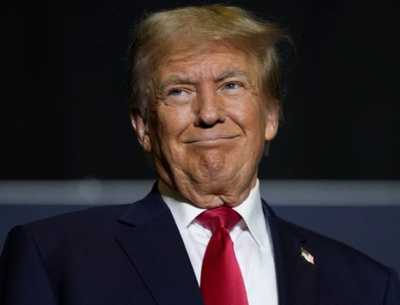 지난 2023년 당시 도널드 트럼프 전 미국 대통령이 10월 2일(현지시간) 열리는 자신의 사기대출 의혹 재판에 직접 출두하기로 했다. [사진=AP/연합뉴스]