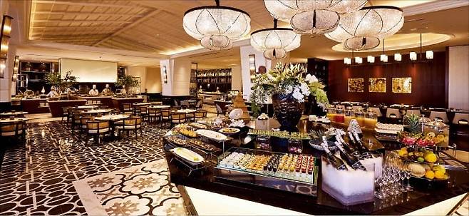 류큐 호텔의 메인 뷔페 레스토랑 ‘나시로’. /류큐 호텔 & 리조트 나시로 비치 제공