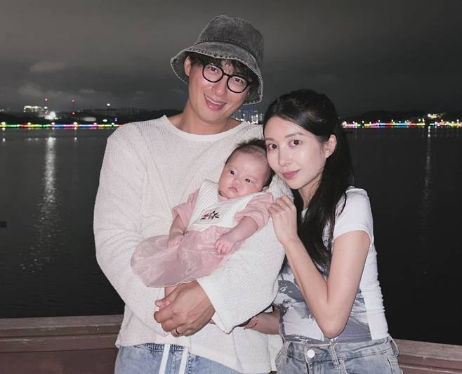10년째 건선을 앓는 이지훈이 "반바지도 못 입고 다녔는데 치료 잘 받고 완치되길 바란다"며 기대감을 드러냈다. /사진=인스타그램 갈무리