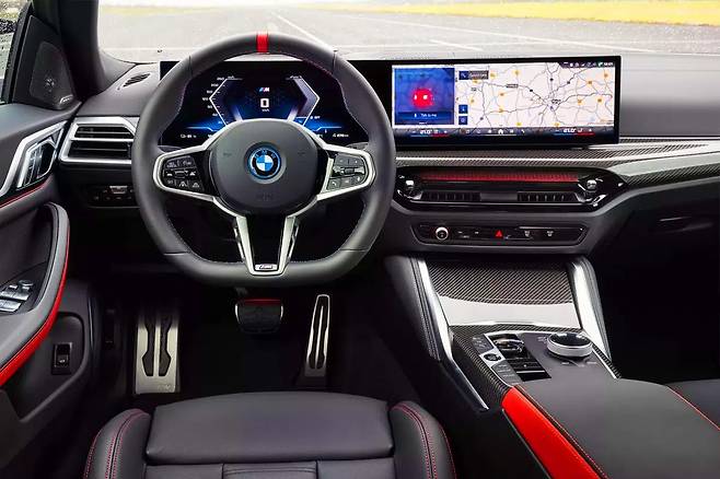BMW 뉴 i4 M50 xDrive 실내
