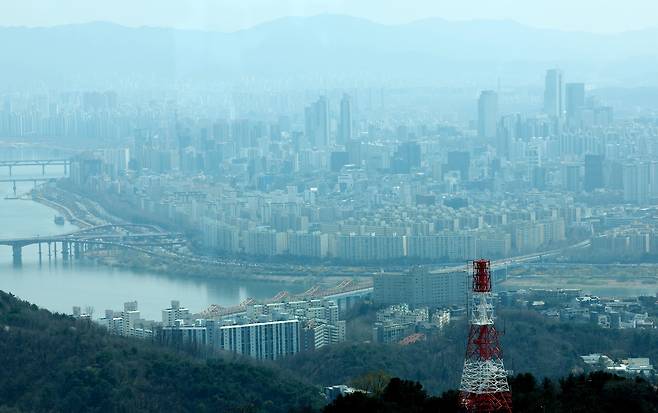 지난 3일 서울 강남구 아파트 단지 모습. /뉴시스