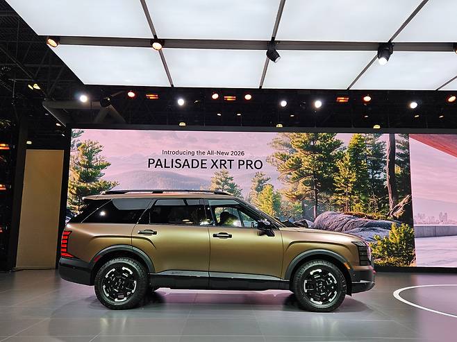 16일(현지시각) 미국 뉴욕 제이컵 재비츠 컨벤션 센터에서 2025 뉴욕 국제 오토쇼가 개최됐다. 이날 현대차가 세계 최초로 공개한 팰리세이드 XRTpro 모델의 외관. /김지환 기자