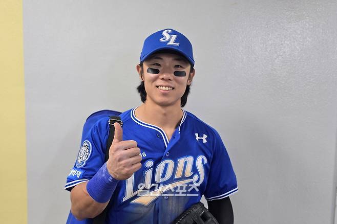 17일 잠실 LG전 승리 후 만난 삼성 김성윤. 잠실=윤승재 기자