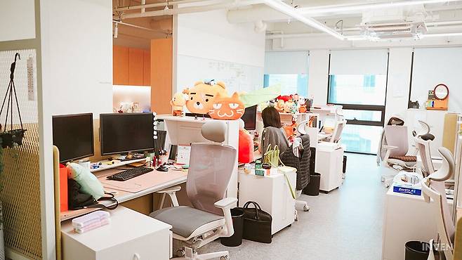 ▲ 여러 층을 사용하고 있지만 오늘은 공용 공간이 많은 한 층만 확인해 보겠습니다