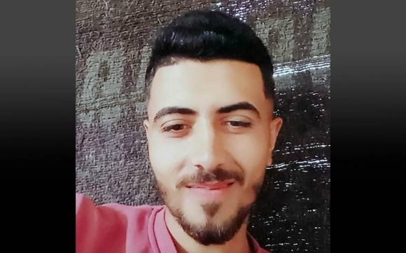 하마스에 처형당한 가자지구 시위 참여자인 오다이 나세르 알 라바이(22). 출처=엑스