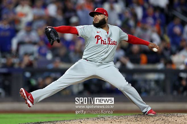 ▲ 필라델피아 필리스 호세 알바라도