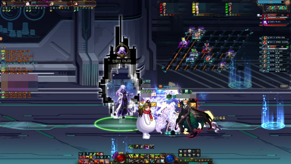 - 상황판을 수시로 확인하면서 모든 파티가 유기적으로 움직여야 한다