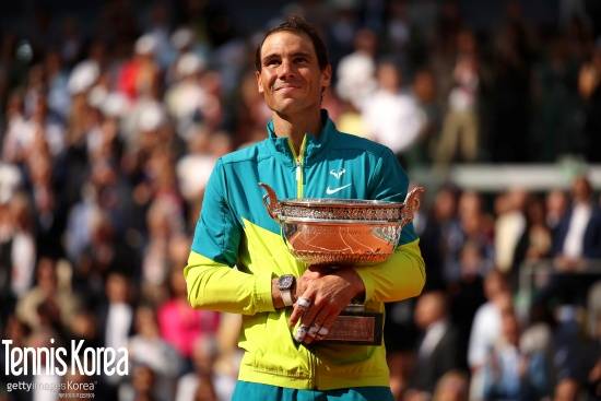 롤랑가로스의 전설이 된 라파엘 나달