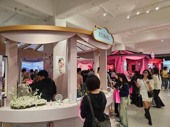 지난 11일 서울 성수동에서 열린 지그재그의 뷰티쇼 현장./뉴스1