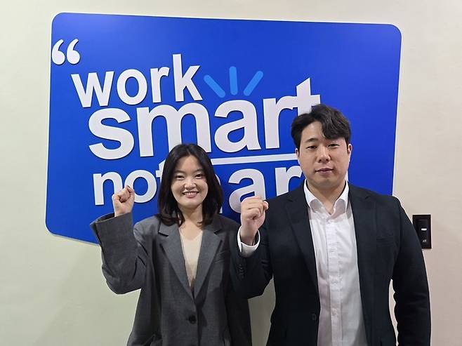 드림랩을 이끄는 박한나 이사(좌)와 김견휴 대표(우).