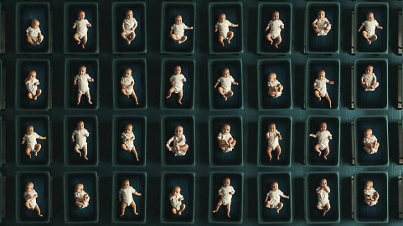 다큐멘터리 시리즈 ‘그 남자에겐 1,000명의 자식이 있다’. 넷플릭스 제공