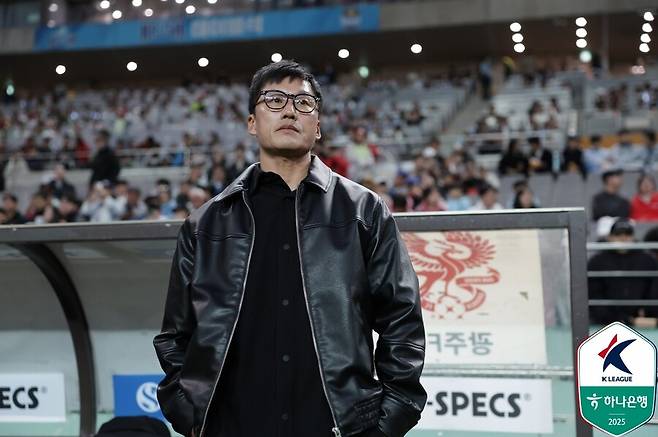 ▲ 19일 오후 서울월드컵경기장에서 FC서울과 광주FC의 하나은행 K리그1 2025 10라운드가 펼쳐졌다. 경기 결과 광주가 2-0으로 이겨 서울전 5연승을 달렸다. ⓒ 한국프로축구연맹