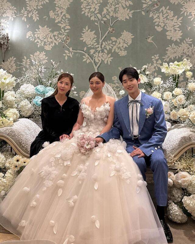 에일리, 최시훈 결혼식 현장 / 신지 인스타그램