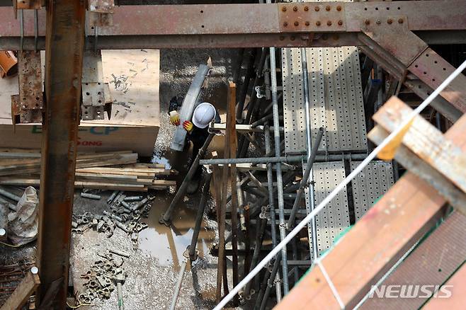 서울시내 한 공사현장 모습. 뉴시스 자료사진.