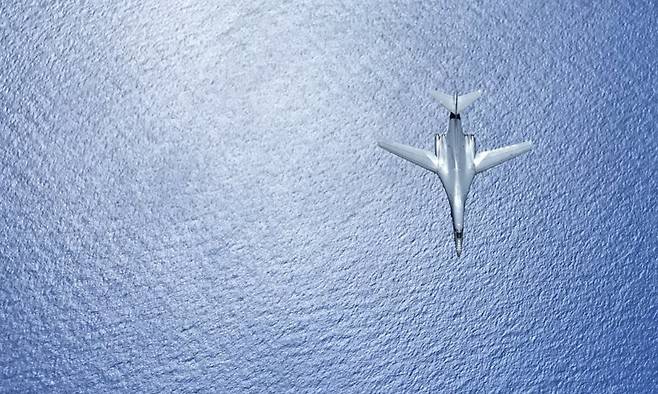美 공군 B-1B 랜서 전략폭격기. 미 태평양사령부 트위터 캡처