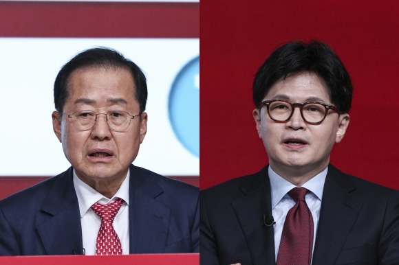 20일 서울 강서구 ASSA아트홀에서 열린 국민의힘 제21대 대통령 후보자 1차 경선 조별 토론회에서 B조 홍준표(왼쪽)·한동훈 후보가 발언하고 있다. 2025.4.20 국회사진기자단