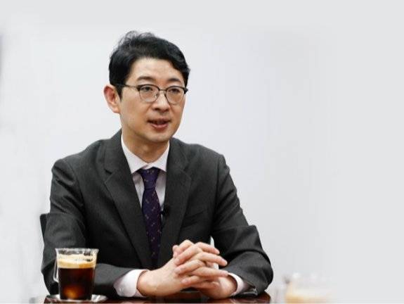 주진우 국민의힘 의원은 “정치인들이 국민을 위해 봉사한다는 공적 마인드를 가졌으면 한다”고 말했다. 박해윤 기자