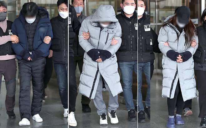 제주 유명 식당 대표 살해를 지시한 박씨(왼쪽)와 살인을 실행한 김씨(가운데), 조력자인 그의 아내 이씨(오른쪽)가 제주동부경찰서에서 검찰로 송치되고 있다. ⓒ뉴스1