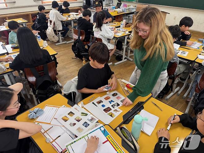 충북국제교육원 감동영어교실.(충북교육청 제공. 재판매 및 DB금지)/뉴스1