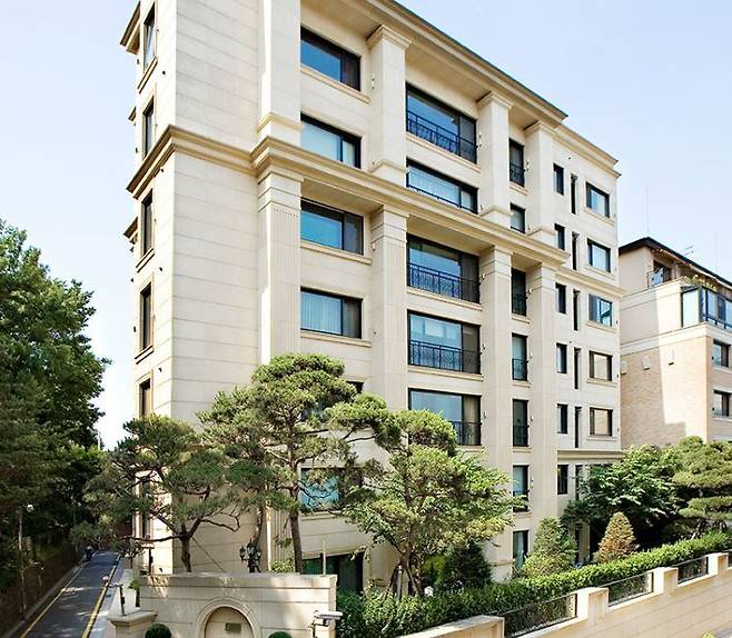 상지건설의 주택 브랜드 '상지 리츠빌' 소개 사진. 상지건설은 전 거래일이었던 지난 18일 대규모 전환사채 전환청구권 행사 이후, 2거래일 연속으로 21일에도 10만주 규모의 전환청구권 행사가 이뤄졌다./상지건설